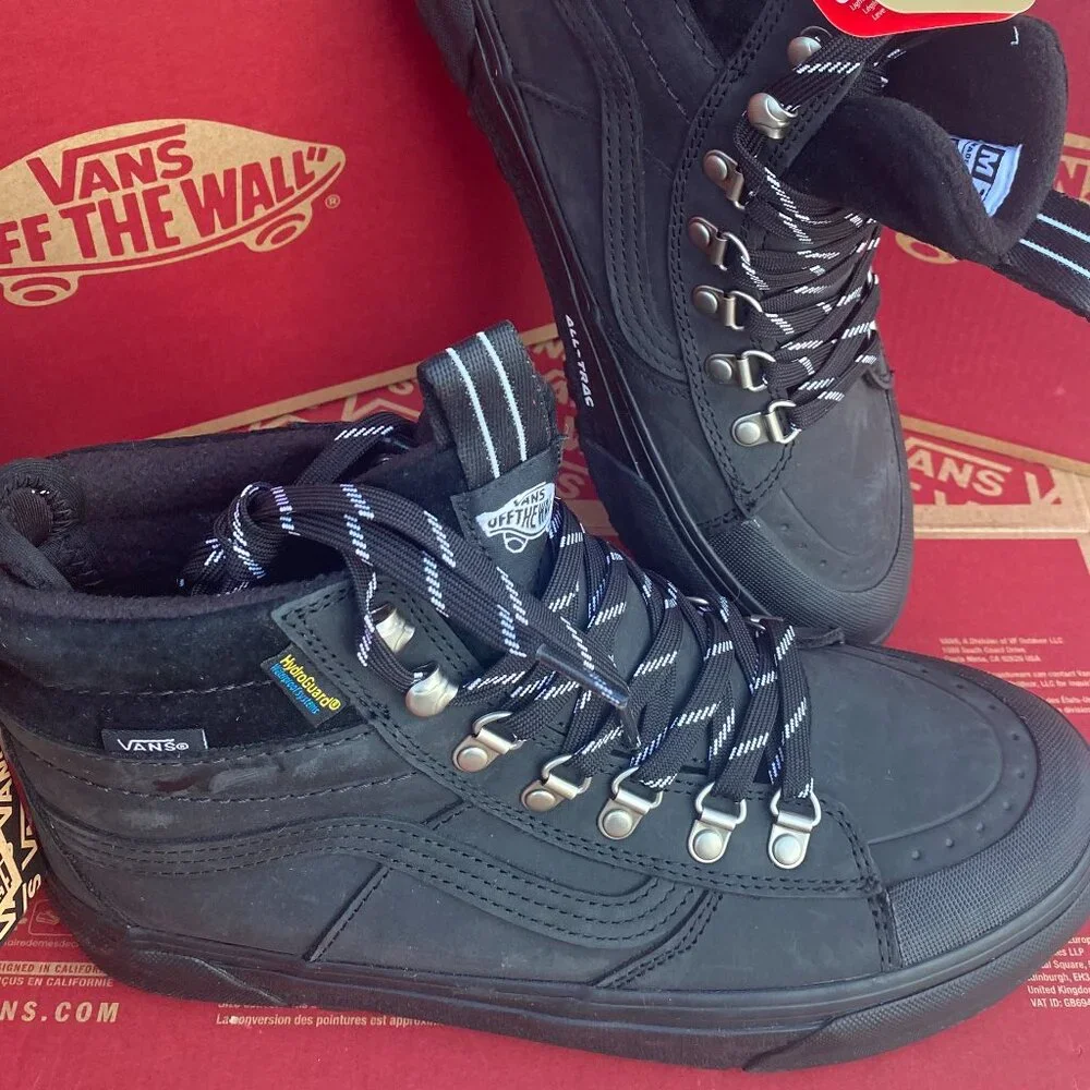 Vans Men's 7/Women's 8.5 Sk8-Hi DR MTE-2 Black Iguchi Blackout VN0009QMBLA